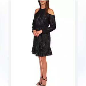 MICHAEL Michael Kors Women's Long
Cold Shoulder Sleeve NWT Size XXL